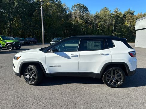 New 2026 Jeep Compass Limited image 7