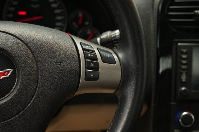 Used 2008 Chevrolet Corvette Convertible w/ Preferred Equipment Group RWD image 31