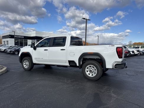 New 2026 GMC Sierra 2500 Pro image 8
