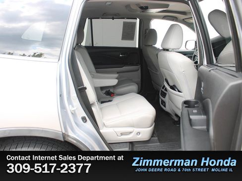 Certified 2019 Honda Pilot Touring image 9
