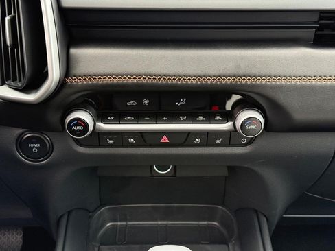 Used 2026 MAZDA CX-50 AWD 2.5 Hybrid w/ Premium Pkg image 9