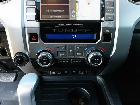 Used 2020 Toyota Tundra Limited w/ Limited Premium Package image 39