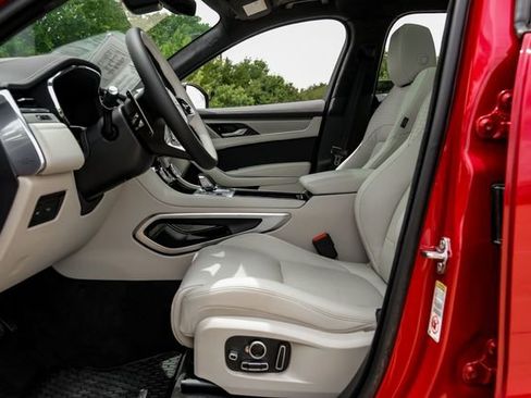 Used 2026 Jaguar F-PACE R-Dynamic S AWD/4WD image 4