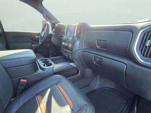 Used 2023 GMC Sierra 2500 AT4 w/ AT4 Preferred Package image 18