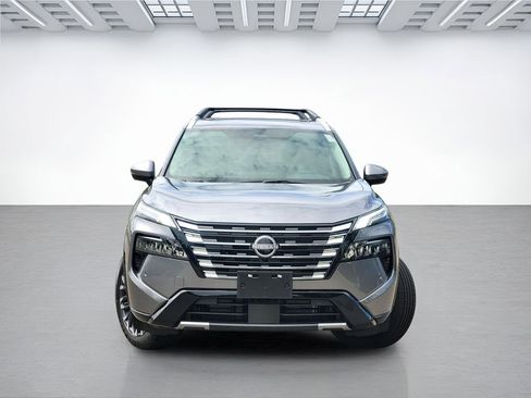 New 2026 Nissan Rogue Platinum AWD/4WD image 2