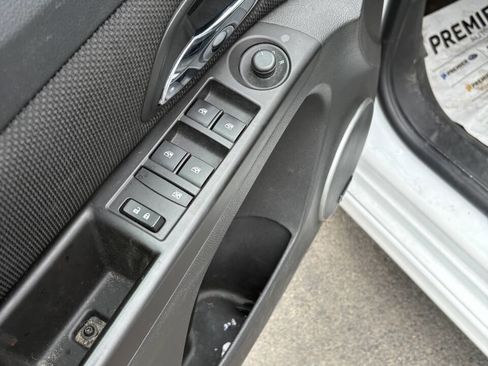 Used 2016 Chevrolet Cruze LT w/ Sun, Sound and Sport Package image 12