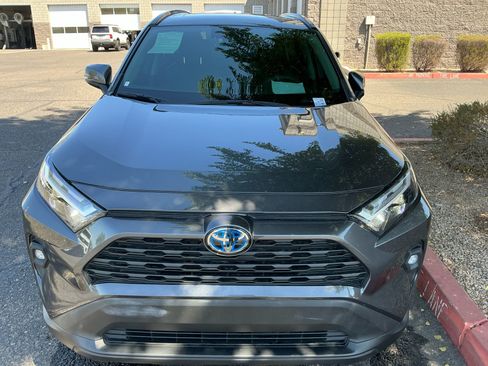 Used 2024 Toyota RAV4 XLE Premium w/ Weather Package AWD/4WD image 23