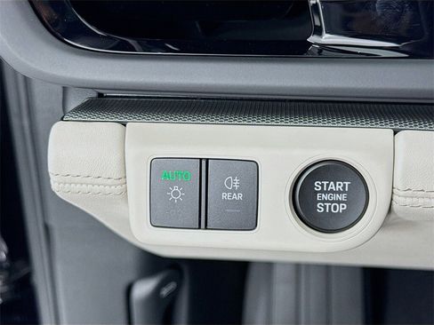 New 2026 Porsche Panamera image 14