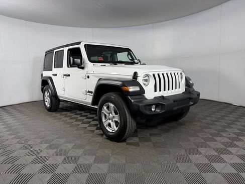 Used 2022 Jeep Wrangler Unlimited Sport AWD/4WD image 4