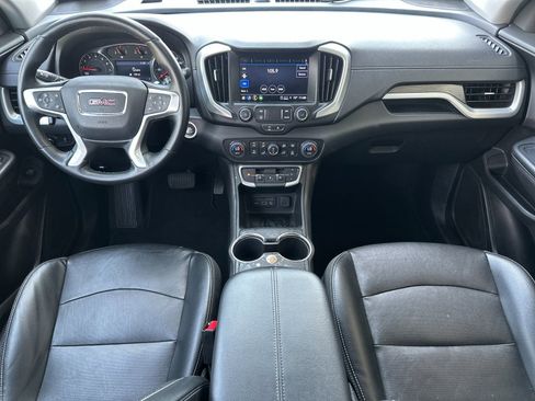 Used 2024 GMC Terrain SLT image 12