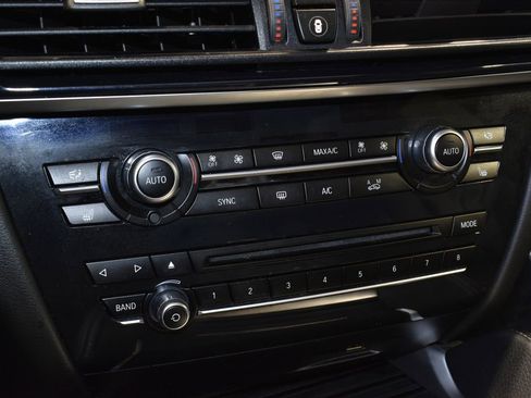 Used 2019 BMW X6 xDrive35i w/ Executive Package image 24