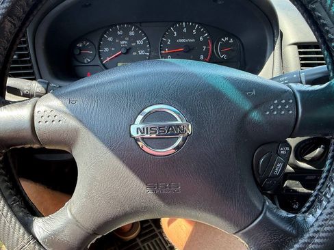 Used 2005 Nissan Sentra 1.8 S w/ (J01) Sunroof Pkg FWD image 27