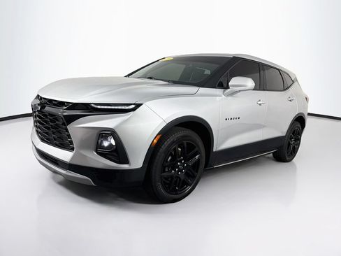 Used 2020 Chevrolet Blazer LT FWD image 3