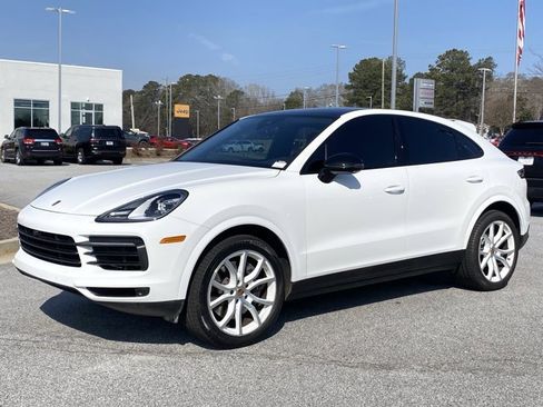 Used 2021 Porsche Cayenne Coupe w/ Premium Package image 8