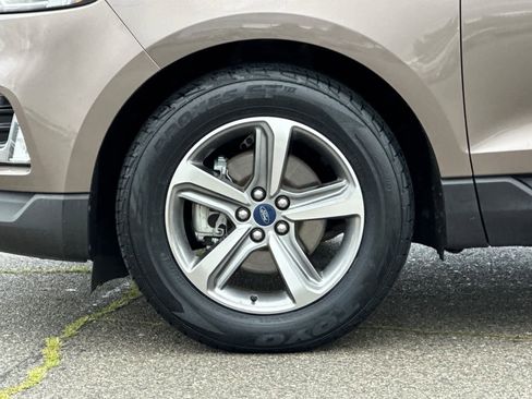 Used 2019 Ford Edge SEL w/ Equipment Group 201A image 32