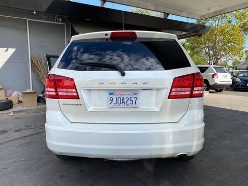 Used 2017 Dodge Journey SE w/ Flexible Seating Group image 35