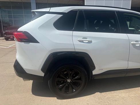 Used 2023 Toyota RAV4 SE AWD/4WD image 11