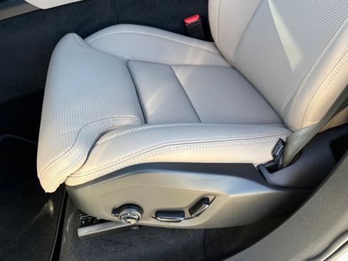 New 2026 Volvo XC90 B6 Ultra w/ Lounge Package image 21