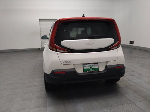 Used 2022 Kia Soul LX FWD image 6