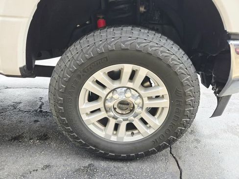 Used 2017 Ford F250 XLT w/ XLT Value Package image 37