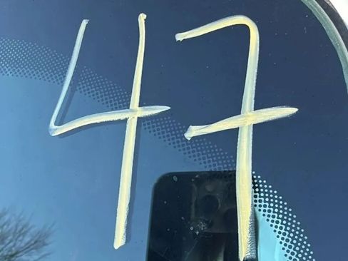 Used 2021 Jeep Gladiator Sport image 30