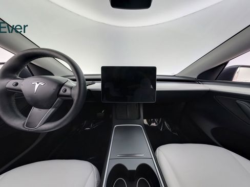 Used 2023 Tesla Model Y Long Range AWD/4WD image 26