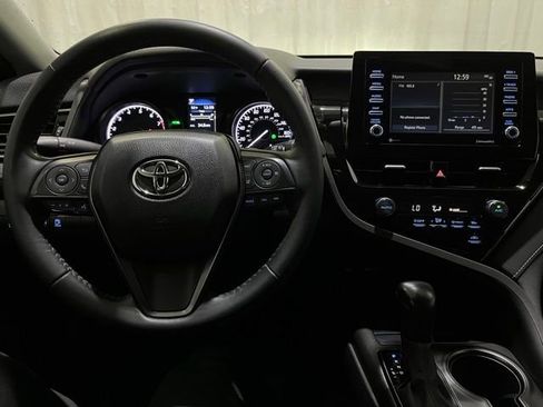 Certified 2021 Toyota Camry SE w/ Convenience Package FWD image 20