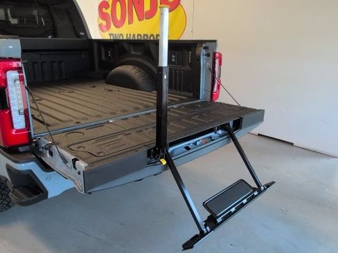 New 2026 Ford F350 Platinum w/ Tremor Off-Road Package AWD/4WD image 42