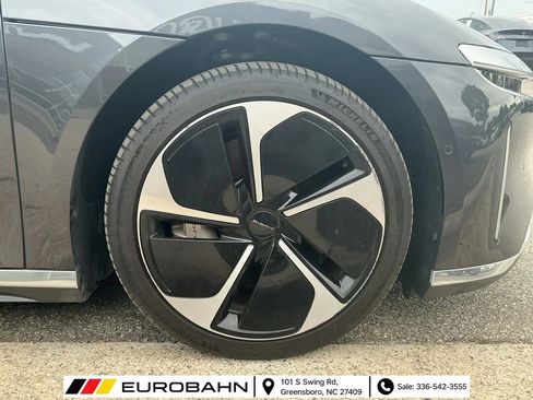 Used 2024 Lucid Air Touring AWD/4WD image 24