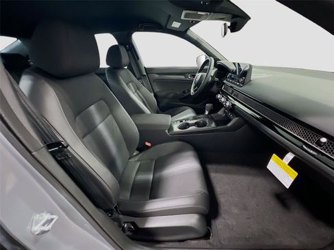 New 2026 Honda Civic Sport image 25