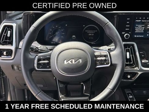 Used 2023 Kia Sorento SX FWD image 19