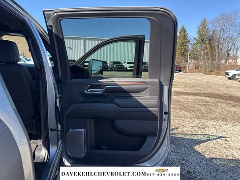 Used 2024 Chevrolet Silverado 3500 High Country w/ High Country Premium Package image 64