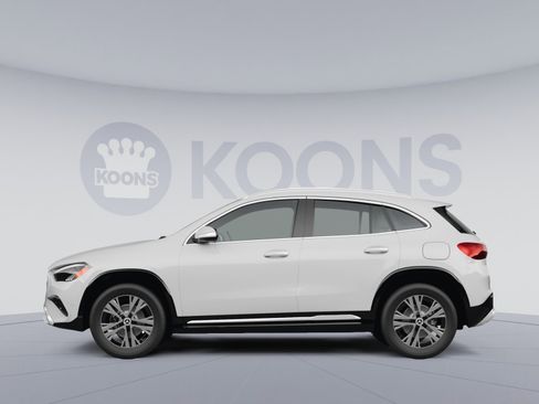 New 2026 Mercedes-Benz GLA 250 4MATIC image 2