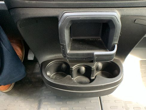 Used 2024 RAM ProMaster 2500 w/ Safety Group FWD image 18
