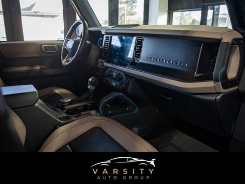 Used 2022 Ford Bronco Wildtrak image 20