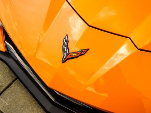 Used 2022 Chevrolet Corvette Stingray Premium Conv w/ Z51 Performance Package RWD image 14