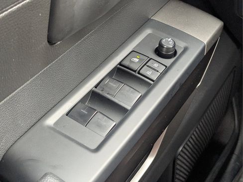 Used 2026 Toyota Tundra SR5 w/ SR5 Convenience Package AWD/4WD image 22
