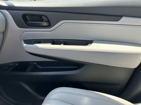 Used 2020 Honda Odyssey EX-L image 24