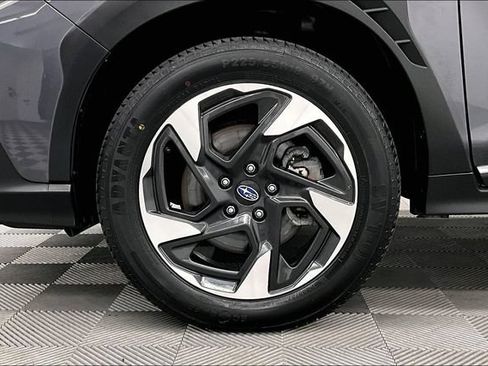 Used 2024 Subaru Crosstrek 2.5i Limited w/ Crosstrek Mirror Package AWD/4WD image 10