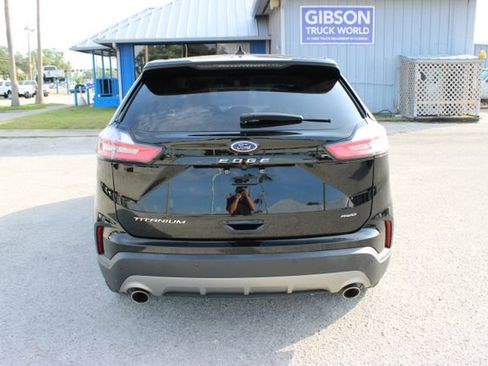 Used 2024 Ford Edge Titanium AWD/4WD image 9