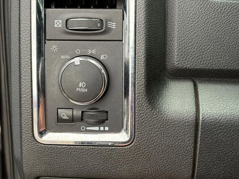 Used 2017 RAM 1500 Laramie image 21