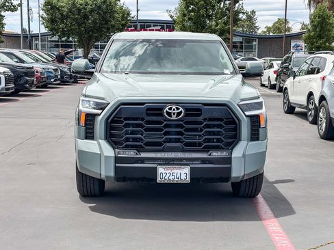 Used 2022 Toyota Tundra SR5 w/ TRD Sport Package AWD/4WD image 6