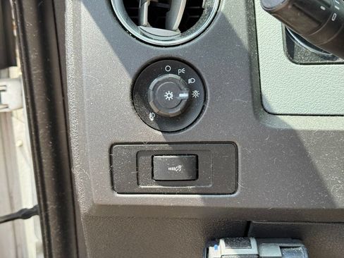 Used 2011 Ford F150 XLT w/ XLT Chrome Pkg RWD image 19