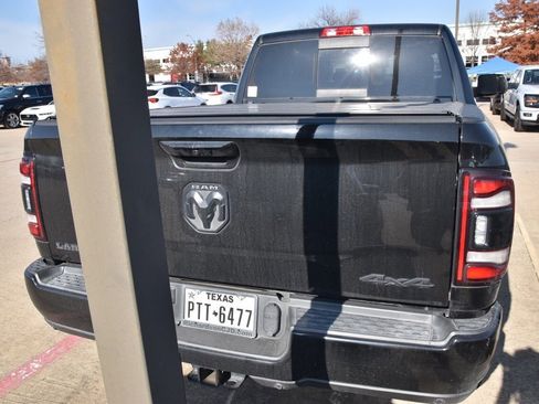 Used 2021 RAM 2500 Laramie w/ Night Edition image 7