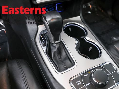 Used 2021 Jeep Grand Cherokee Limited w/ Premium Lighting Group image 13