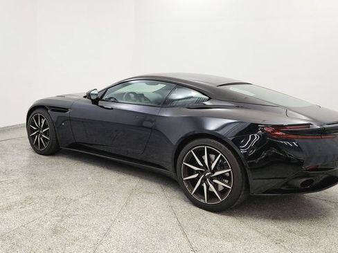 Used 2017 Aston Martin DB11 V12 RWD image 3