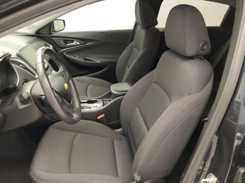 Used 2022 Chevrolet Malibu RS FWD image 17