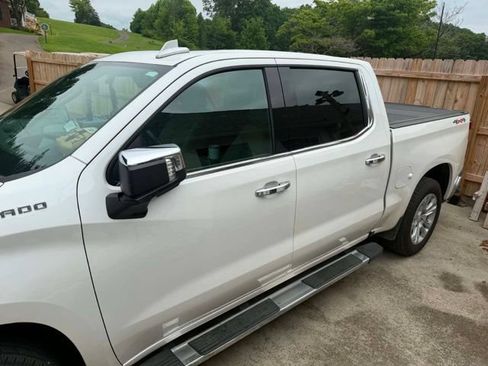 Used 2025 Chevrolet Silverado 1500 LTZ w/ LTZ Premium Package AWD/4WD image 8