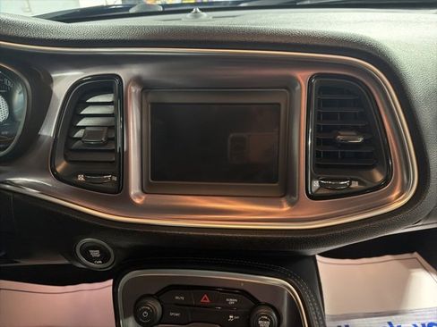 Used 2021 Dodge Challenger SXT w/ Blacktop Package image 15
