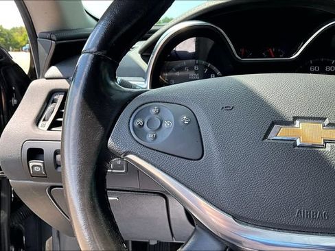 Used 2014 Chevrolet Impala LT FWD image 18